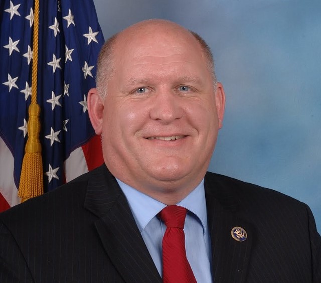 Републиканският конгресмен Глен Томпсън от Пенсилвания озадачи доста хора с поведението си