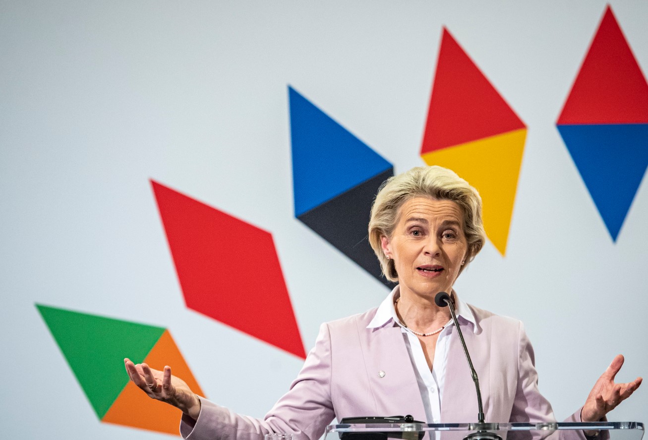 ЕС със спешен план - сменя руското гориво с вятър и слънце