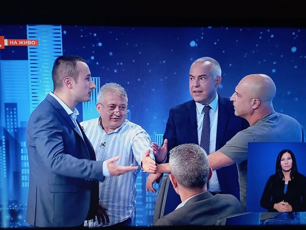 Предизборно: Участници в "Панорама" почти се сбиха в ефир