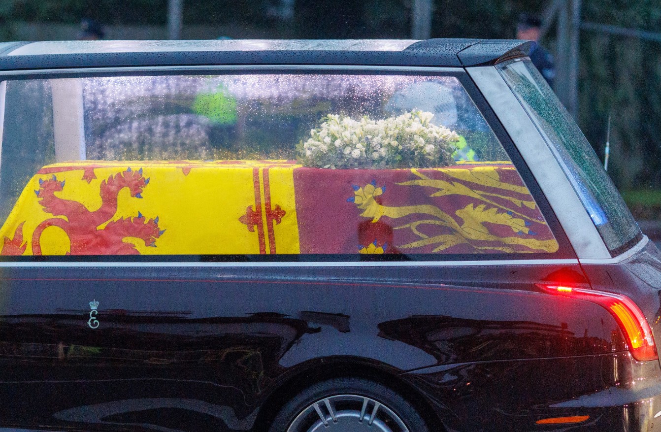 Ковчегът на Елизабет II пристина в Лондон