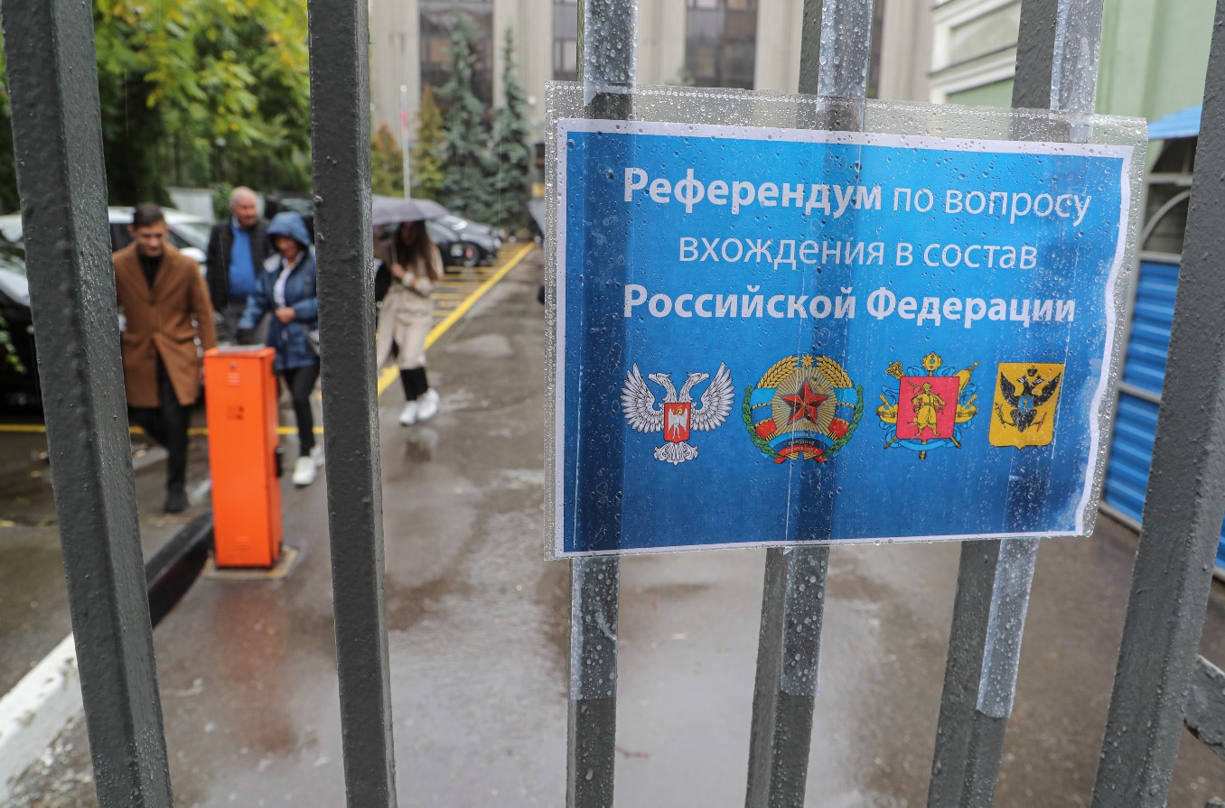 Незаконни референдуми по време на война: Какво се случва на фронта в Украйна?