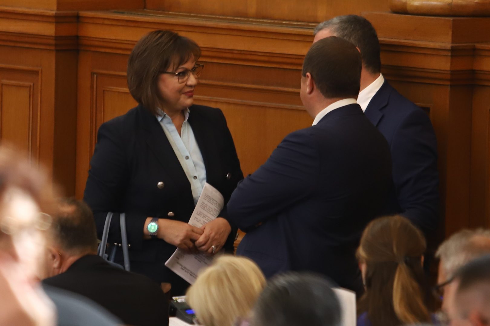 Нинова