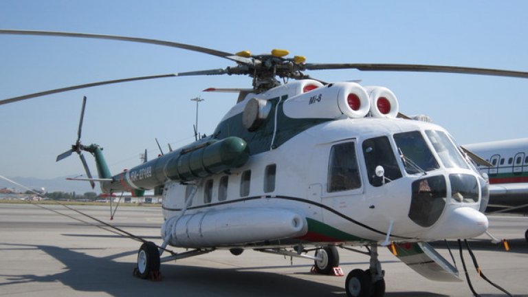 Авиоотряд 28 поема спешната помощ по въздух, изгубените в планината ще си плащат