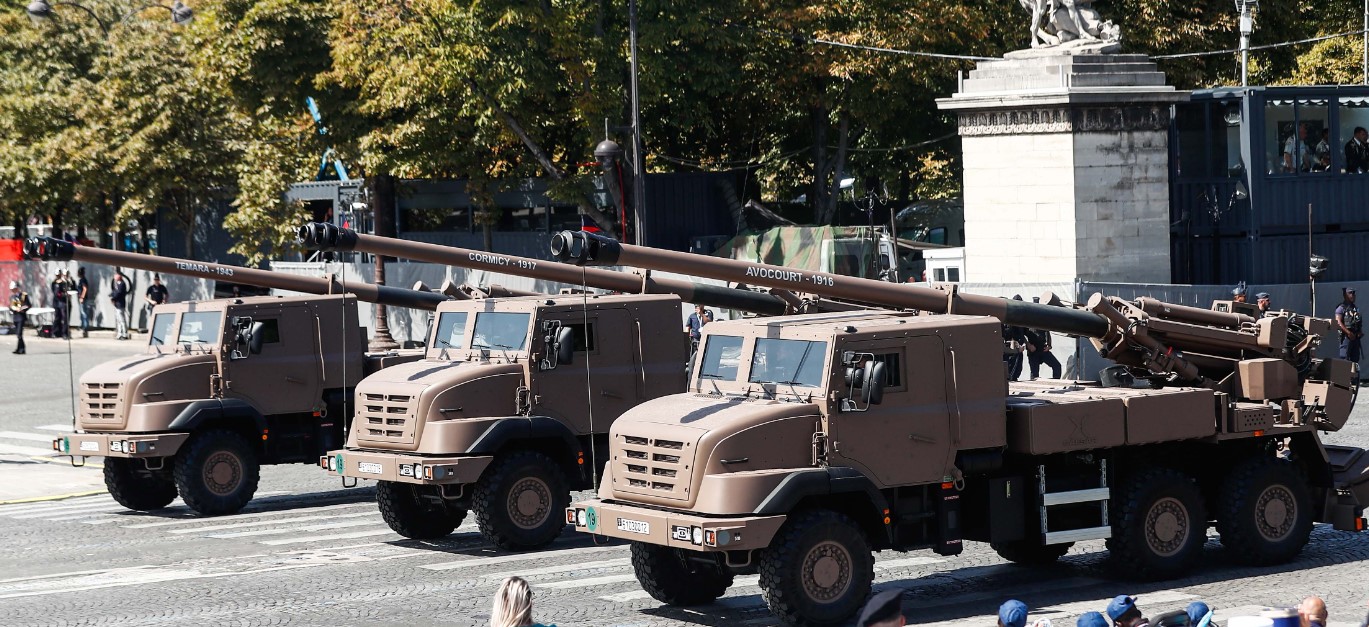 ЕС работи за увеличаване на военната помощ за Украйна