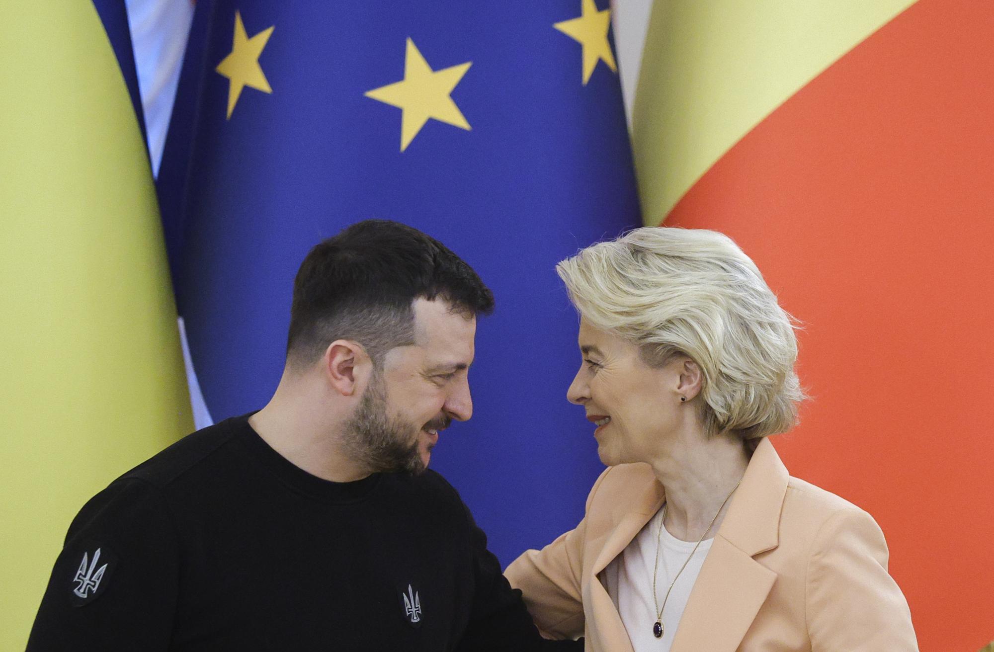 До влизането в ЕС и НАТО: Европа се ангажира със сигурността на Украйна