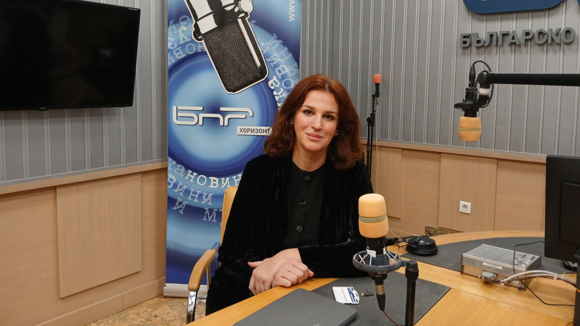 “Реални стъпки” или Facebook статуси: Случва ли се нещо по казуса с МБУ