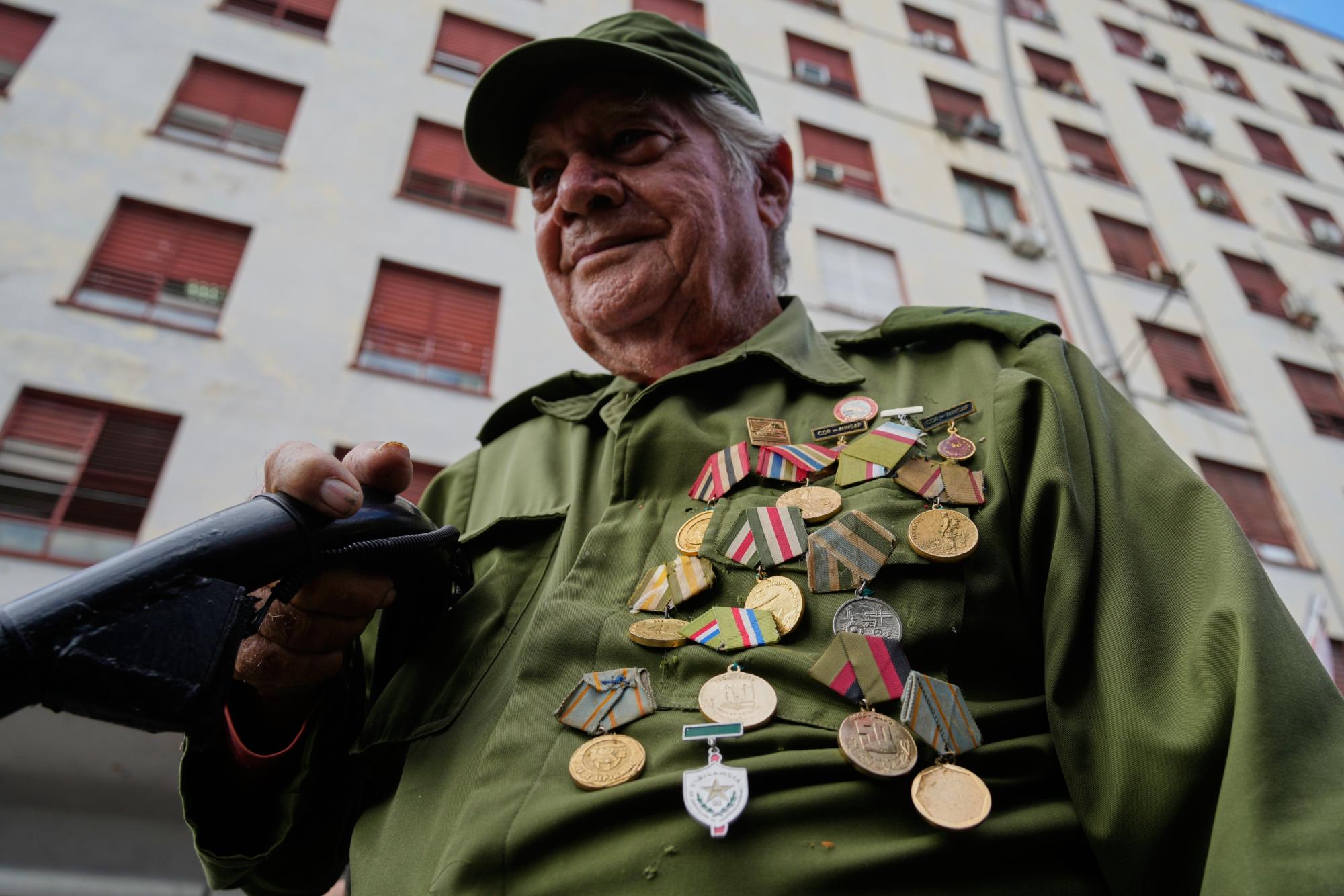 Харизмата на Фидел Кастро и как САЩ загубиха Куба